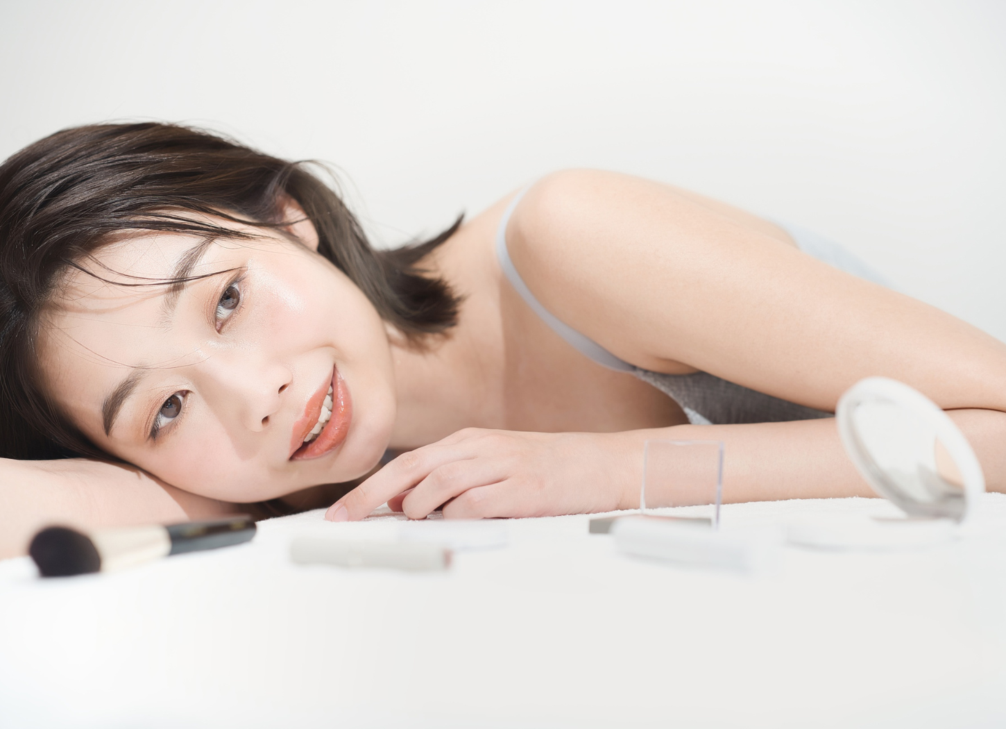 【自信を引き出すKATE】03:ナチュラルな美しさを引き出す大人のヌーディーメイク